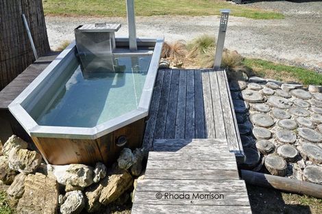 Photo of property in 41 Minnie Casey Rise, Matakohe, 0593