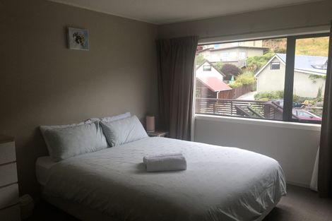 Photo of property in 6a Watts Road, Fernhill, Queenstown, 9300