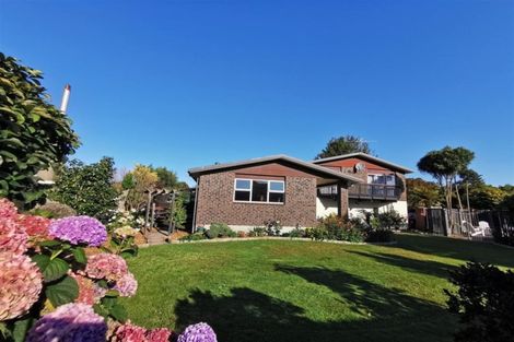 Photo of property in 28a Wyatt Place, Russley, Christchurch, 8042