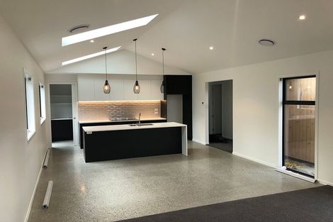 Photo of property in 15 Cheviot Street, Jacks Point, 9371