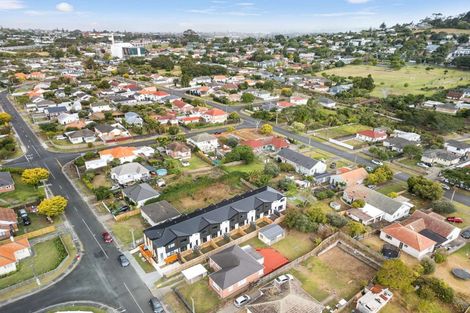 Photo of property in 3/25 Parkinson Avenue, Wesley, Auckland, 1041