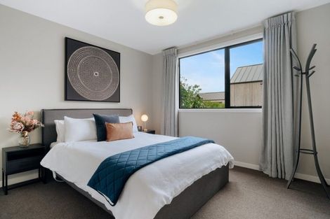 Photo of property in 2 Jacks Point Rise, Jacks Point, Queenstown, 9371