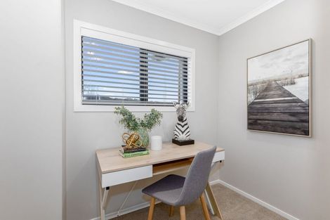 Photo of property in 11 Te Hoiere Street, Aotea, Porirua, 5024