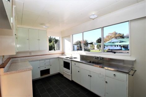 Photo of property in Papatawa Schoolhouse, 258 Valley Road, Papatawa, Woodville, 4998