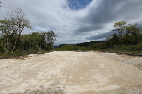 Photo of property in 80 Parawera Drive, Acacia Bay, Taupo, 3330