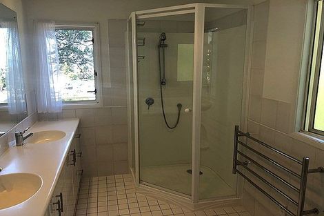 Photo of property in 2/13 Prospect Terrace, Milford, Auckland, 0620