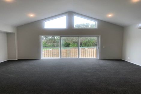 Photo of property in 14 Kopua Place, Whitby, Porirua, 5024