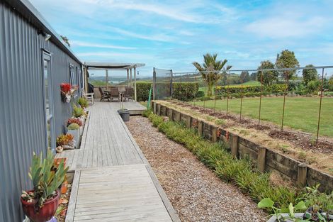 Photo of property in 1104 Oneriri Road, Kaiwaka, 0573