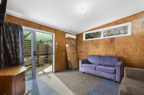 Photo of property in 30 Lee Road, Hannahs Bay, Rotorua, 3010