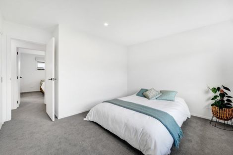 Photo of property in 20a Turakina Street, Merrilands, New Plymouth, 4312