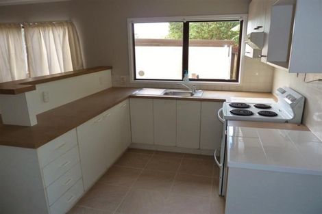 Photo of property in 1/31 Kakapo Place, Papatoetoe, Auckland, 2025