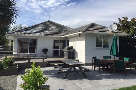 Photo of property in 46 Steadman Road, Broomfield, Christchurch, 8042