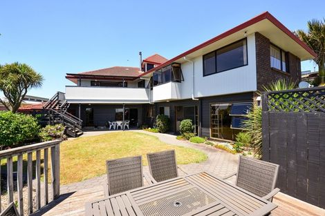 Photo of property in 8 Northview Lane, Nawton, Hamilton, 3200