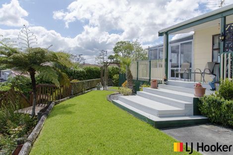 Photo of property in 36 Bluewater Place, Wattle Downs, Auckland, 2103