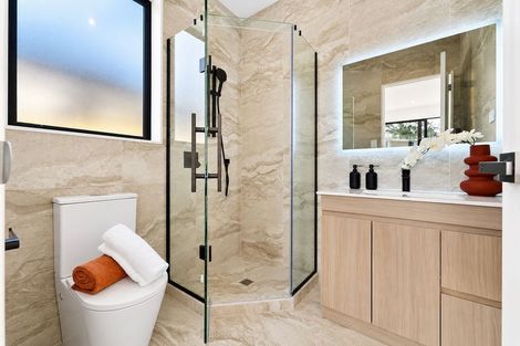 Photo of property in 6 Zadar Street, Kumeu, 0810