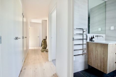 Photo of property in 15 Longshore Drive, Long Bay, Auckland, 0630