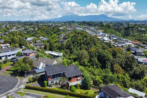 Photo of property in 49 Truby King Street, Merrilands, New Plymouth, 4312
