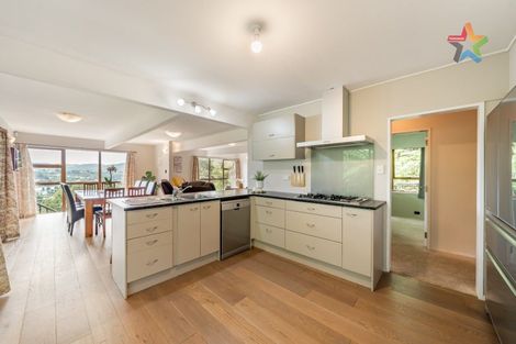 Photo of property in 128a Manuka Street, Stokes Valley, Lower Hutt, 5019