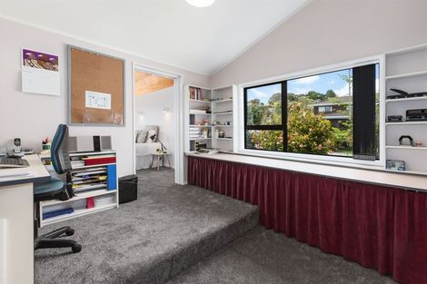 Photo of property in 54 Exploration Way, Whitby, Porirua, 5024