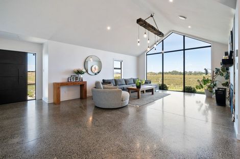 Photo of property in 137 Mchardie Road, Bulls, 4894