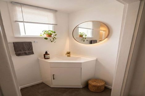 Photo of property in 74 Tinakori Road, Thorndon, Wellington, 6011