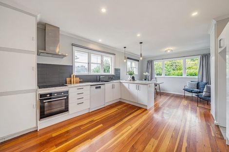 Photo of property in 2a Stephen Street, Trentham, Upper Hutt, 5018