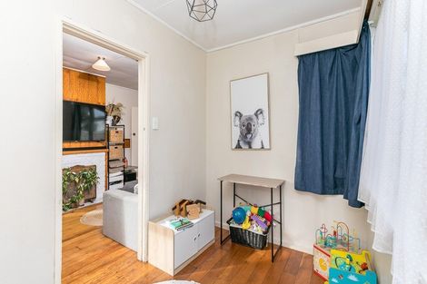 Photo of property in 2 Haultain Street, Fairfield, Hamilton, 3214