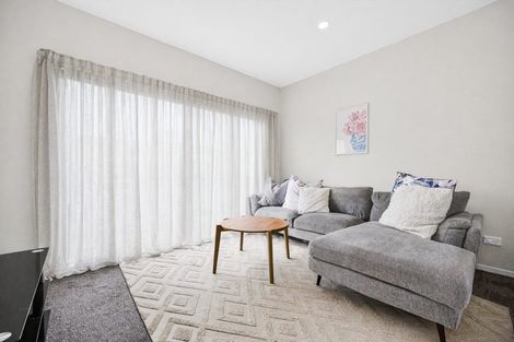 Photo of property in 117 Waekahu Road, Westgate, Auckland, 0814