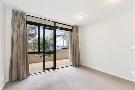 Photo of property in 1/21 Hewitts Road, Merivale, Christchurch, 8014