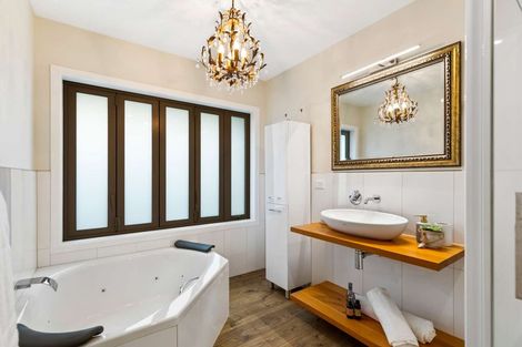 Photo of property in 16 Kilsby Place, Levin, 5510