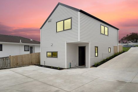 Photo of property in 28a Moire Road, Massey, Auckland, 0614