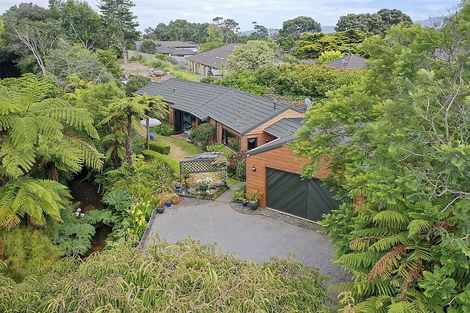 Photo of property in 42 Guildford Drive, Paraparaumu, 5032