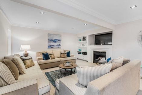 Photo of property in 7 Dene Court Lane, Greenhithe, Auckland, 0632