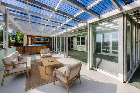 Photo of property in 59 Archers Road, Hillcrest, Auckland, 0629