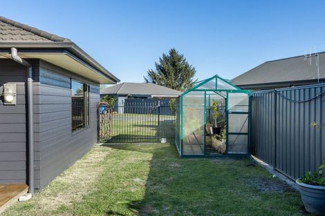 Photo of property in 24 Mcnaughton Place, Onekawa, Napier, 4110