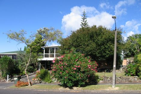 Photo of property in 8 Pasteur Place, New Windsor, Auckland, 0600