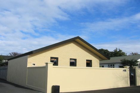 Photo of property in 12 Nikau Grove, Woburn, Lower Hutt, 5010