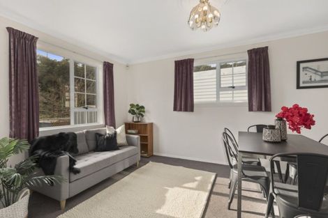Photo of property in 11 Kennedy Grove, Stokes Valley, Lower Hutt, 5019