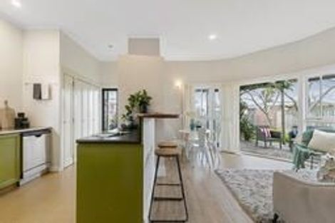 Photo of property in 444 Jackson Street, Petone, Lower Hutt, 5012