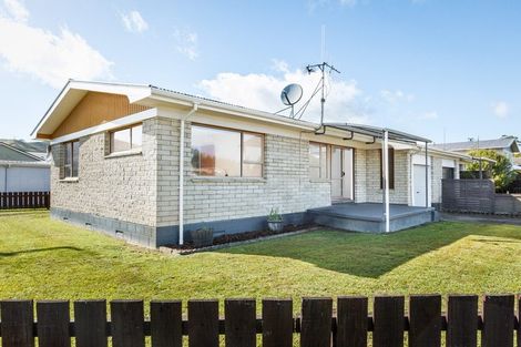 Photo of property in 2 Neil Street, Paeroa, 3600