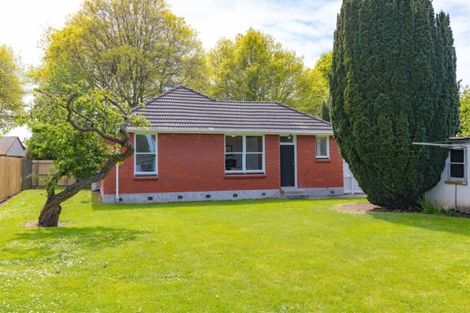 Photo of property in 33 Guildford Street, Burnside, Christchurch, 8053