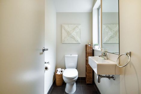 Photo of property in 17 Nimstedt Avenue, Oteha, Auckland, 0632