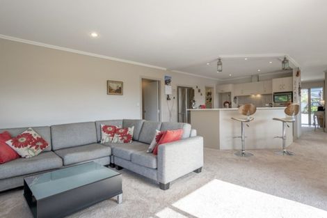 Photo of property in 4 Haden Place, Omokoroa, 3114