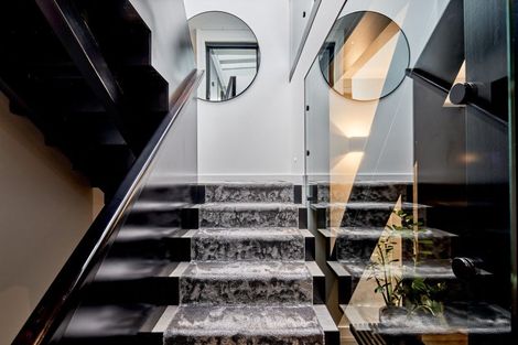 Photo of property in 5 Howard Road, Point Howard, Lower Hutt, 5013