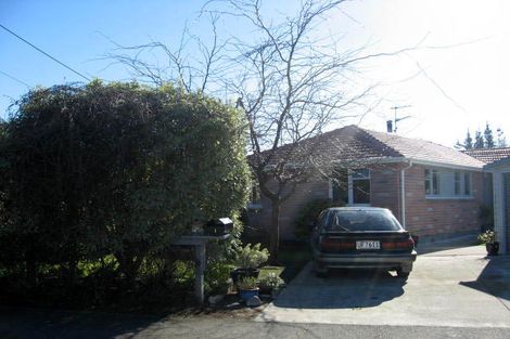 Photo of property in 1 Hughan Place, Carterton, 5713