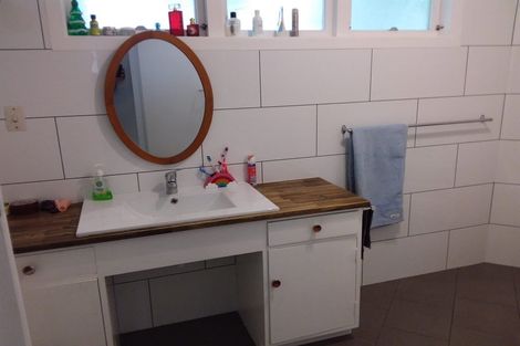 Photo of property in 7 Hadfield Street, Patea, 4520