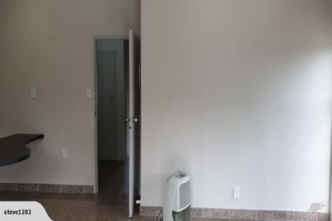 Photo of property in 52 Stokes Valley Road, Stokes Valley, Lower Hutt, 5019