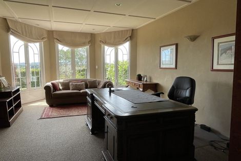 Photo of property in 215 Broomfields Road, Whitford, Howick, 2571