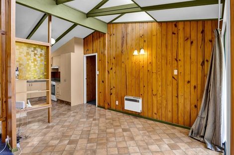 Photo of property in 4 Quin Crescent, Hawera, 4610