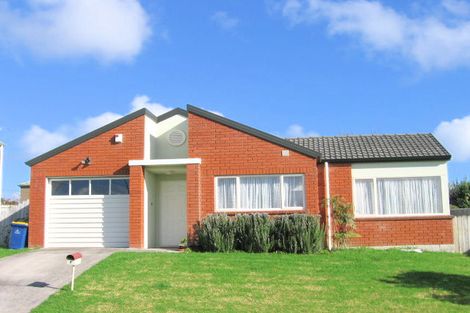 Photo of property in 6 Blueridge Close, Sunnyvale, Auckland, 0612